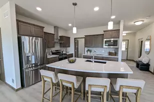 913 Brookview Trail, Mount Horeb, WI 53572 - Photo 7