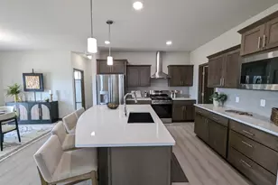 913 Brookview Trail, Mount Horeb, WI 53572 - Photo 5