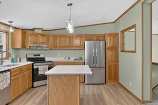 W2506 Circle Dr, Watertown, WI 53094 - Photo 9