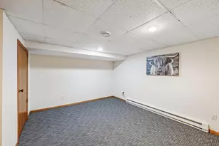 867 Henry St, Waunakee, WI 53597 - Photo 27