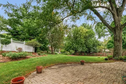 418 Bryce Canyon Circle, Madison, WI 53705 - Photo 9