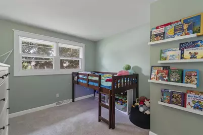 810 Suffolk Drive, Janesville, WI 53546 - Photo 11