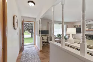 810 Suffolk Dr, Janesville, WI 53546 - Photo 15