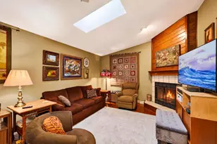 1727 Delaware Dr, Sun Prairie, WI 53590 - Photo 13