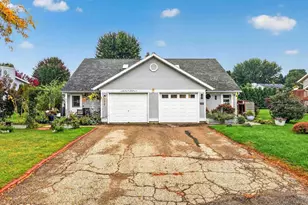 1727 Delaware Dr, Sun Prairie, WI 53590 - Photo 37