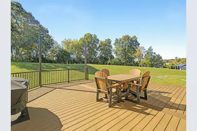 420 Ridgeway Drive, Rio, WI 53960 - Photo 9