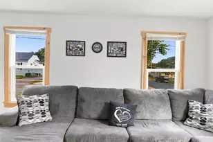626 Mansion St, Mauston, WI 53948 - Photo 11