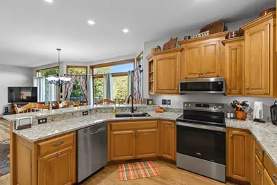 9660 Skyline Drive, Wayne, WI 53002 - Photo 17