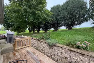38 Apple Hill Dr, Blue Mounds, WI 53517 - Photo 5