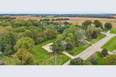 5688 S Bird Street, Sun Prairie, WI 53590 - Photo 47