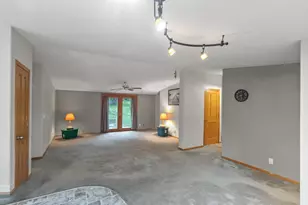 5688 S Bird St, Sun Prairie, WI 53590 - Photo 13