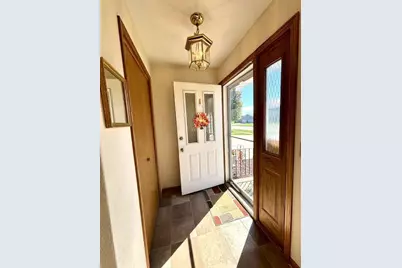 4041 Randolph Road, Janesville, WI 53546 - Photo 3