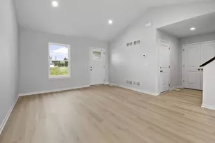 309 Orchid Ave, Stoughton, WI 53589 - Photo 7