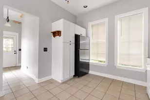 170 S Jackson St, Janesville, WI 53548 - Photo 27