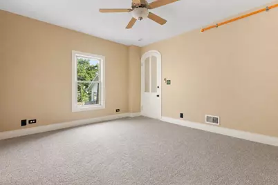 170 S Jackson Street, Janesville, WI 53548 - Photo 15