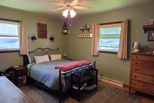 908 Mildred Ave, Edgerton, WI 53534 - Photo 9