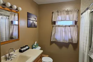 908 Mildred Ave, Edgerton, WI 53534 - Photo 13