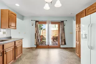 539 Fenton St, Ripon, WI 54971 - Photo 9