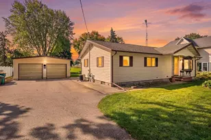 539 Fenton St, Ripon, WI 54971 - Photo 5