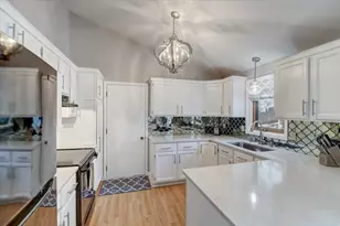 1110 Sunfield St, Sun Prairie, WI 53590 - Photo 17