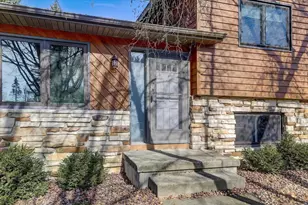 1110 Sunfield St, Sun Prairie, WI 53590 - Photo 3