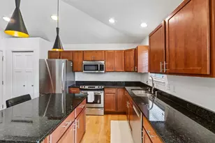 2676 Oak Knoll Dr, Fitchburg, WI 53711 - Photo 9