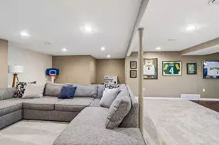 2676 Oak Knoll Dr, Fitchburg, WI 53711 - Photo 19