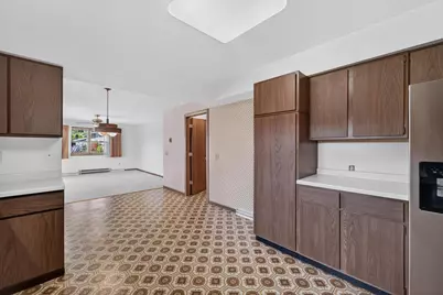 7017 Prairie Drive, Middleton, WI 53562 - Photo 9