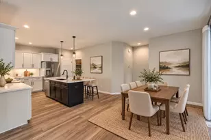 662 Hillcrest Dr, Waunakee, WI 53597 - Photo 17