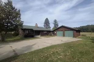 7190 N 2nd Dr, Westfield, WI 53964 - Photo 1