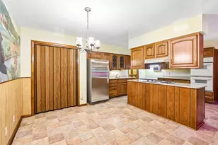 6006 Greentree Rd, Madison, WI 53711 - Photo 17