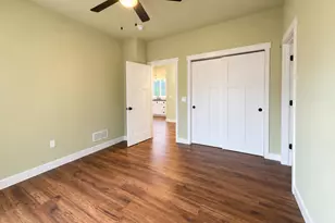 1402 E Rd 3, Edgerton, WI 53534 - Photo 11