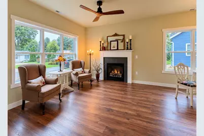 1402 E Road Three, Edgerton, WI 53534 - Photo 5