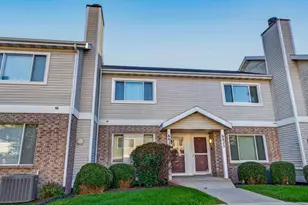 6823 Raymond Rd, Madison, WI 53719 - Photo 3