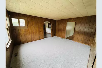 307 N Pearl Street, Janesville, WI 53548 - Photo 7