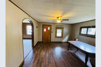 307 N Pearl Street, Janesville, WI 53548 - Photo 3