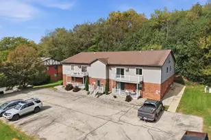2717 Westview Ct, Cross Plains, WI 53528 - Photo 3