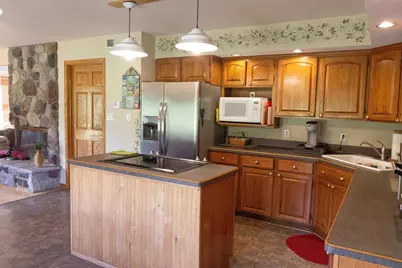 7950 Broadway Road, Omro, WI 54963 - Photo 9