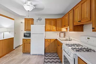 W1145 &amp;1147 Lillian Street, Green Lake, WI 54941 - Photo 9