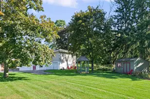 W1147 Lillian St, Green Lake, WI 54941 - Photo 41