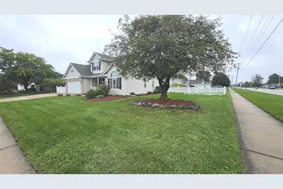 1304 N Wuthering Hills Drive, Janesville, WI 53546 - Photo 3