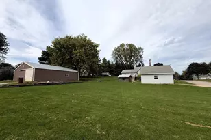 N4047 Metcalf St, Doylestown, WI 53928 - Photo 69