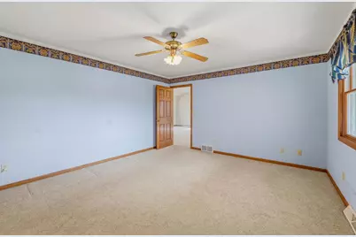 812 E South Street, Beaver Dam, WI 53916 - Photo 17