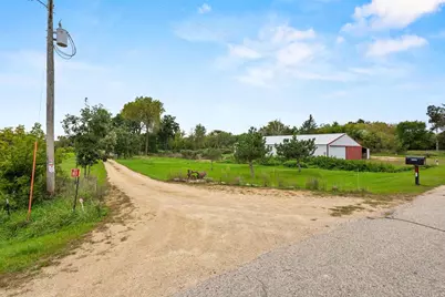 N9529 Monthey Rd, Portage, WI 53901 - Photo 81