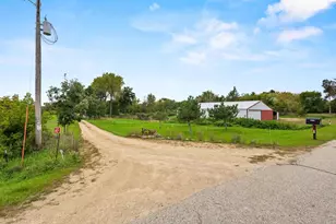 N9529 Monthey Rd, Portage, WI 53901 - Photo 81