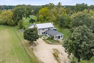 N9529 Monthey Rd, Portage, WI 53901 - Photo 49