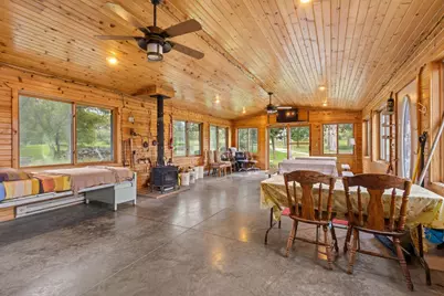 N9529 Monthey Rd, Portage, WI 53901 - Photo 9