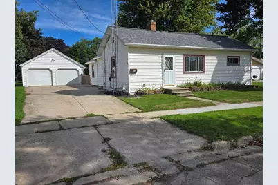 554 Scott Street, Ripon, WI 54971 - Photo 1