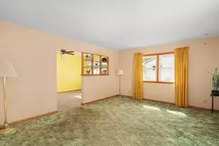 4509 Judy Ln, Madison, WI 53704 - Photo 3