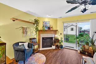 215 Douglas Dr, Brooklyn, WI 53521 - Photo 29